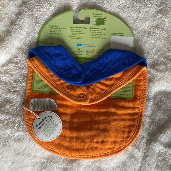 Green Sprouts 2 Pack Muslin Bibs (orange & blue) - Picture 3 of 4